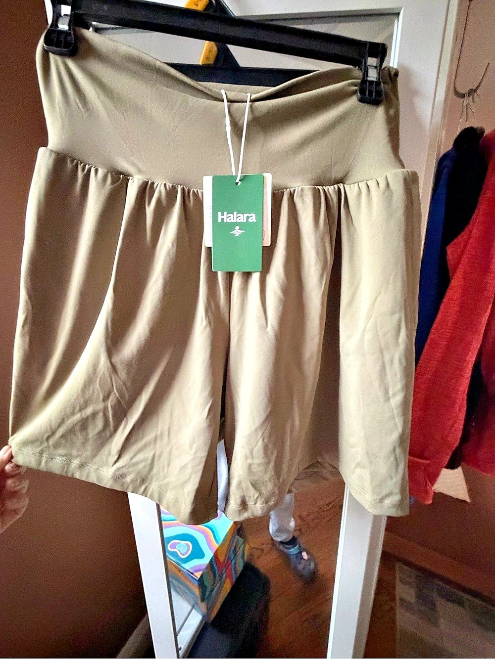 Halara SoftlyZero™ Airy Super High Waisted InstantCool Yoga Balloon Shorts with